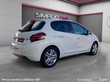 Peugeot 208 1.2 puretech 82ch bvm5 style distri faite garantie 12 mois occasion simplicicar caen  simplicicar simplicibike...