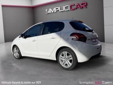 Peugeot 208 1.2 puretech 82ch bvm5 style distri faite garantie 12 mois occasion simplicicar caen  simplicicar simplicibike...