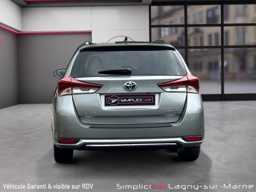 Toyota auris touring sports rc18 hybride 136h collection occasion simplicicar lagny  simplicicar simplicibike france