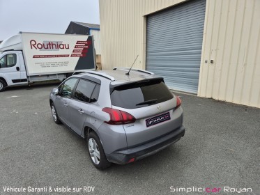 Peugeot 2008 1.2 puretech 82ch bvm5 style distribution neuve garantie 1 an occasion simplicicar royan simplicicar...