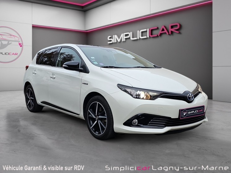 Toyota auris my17 1.8 vvt-i hybride 136h collection occasion simplicicar lagny  simplicicar simplicibike france