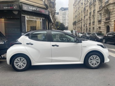 Toyota yaris hybride my20 116h france tva recuperable occasion paris 15ème (75) simplicicar simplicibike france