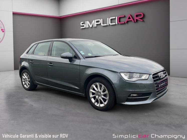 Audi a3 sportback business 1.6 tdi 110 s tronic 7 - radio bluetooth mp3 - radar de recul  - entretien a jour occasion...