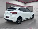 Renault clio v blue dci 85 zen garantie 12 mois ecran cockpit occasion simplicicar chartres  simplicicar simplicibike france