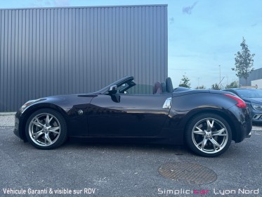 Nissan 370z roadster 3.7 v6 328 pack 2011 occasion simplicicar lyon nord  simplicicar simplicibike france