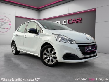 Peugeot 208 1.2 vti 68ch bvm5 like occasion simplicicar frejus  simplicicar simplicibike france