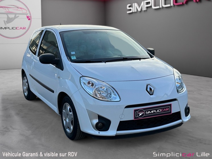 Renault twingo ii 1.2 lev 16v 75 eco2 authentique euro 5 occasion simplicicar lille  simplicicar simplicibike france