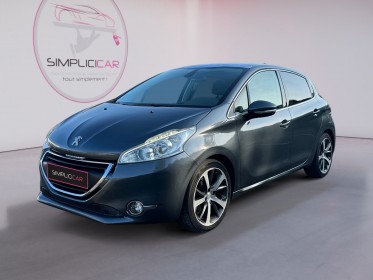 Peugeot 208 féline 1.6 e-hdi 92 ch clim auto/ toit pano occasion simplicicar orgeval  simplicicar simplicibike france