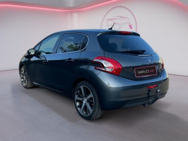 Peugeot 208 féline 1.6 e-hdi 92 ch clim auto/ toit pano occasion simplicicar orgeval  simplicicar simplicibike france