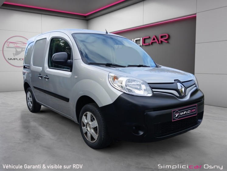 Renault kangoo express compact 1.5 dci 75 e6 extra r-link / tva recuperable / garantie 12 à 48 mois occasion osny...