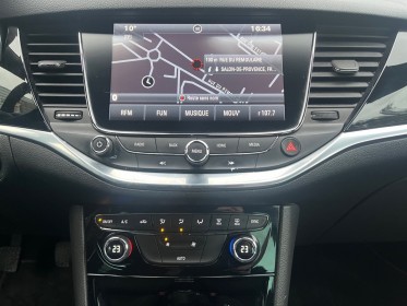 Opel astra 160cv/carplay/matrix led/garantie et financement possible occasion simplicicar salon de provence simplicicar...