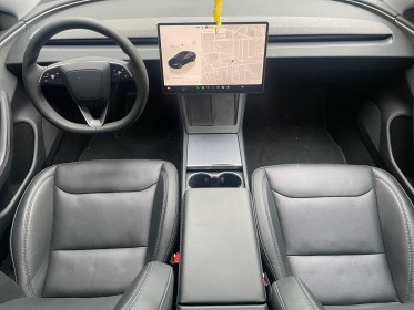 Tesla model 3 2023 autonomie standard plus rwd charge rapide auto-pilot garantie constructeur caméra 360° Écran tactile......