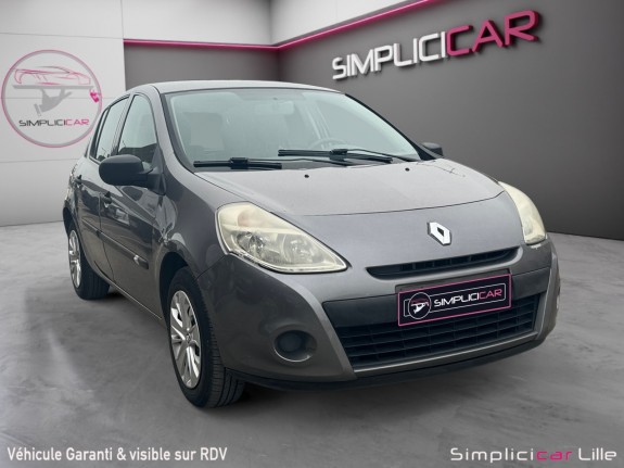 Renault clio iii 5 portes occasion simplicicar lille  simplicicar simplicibike france