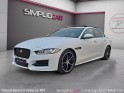 Jaguar xe xe 2.0 d - 180 ch bva r-sport - toit ouvrant - meridian occasion simplicicar lagny  simplicicar simplicibike france