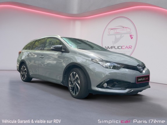 Toyota auris touring sports my17 hybride 136h technoline/1 ere main  /garantie 12 mois occasion courbevoie simplicicar...