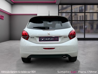 Peugeot 208 1.2 puretech 110ch ss bvm5 gt line occasion paris 17ème (75)(porte maillot) simplicicar simplicibike france