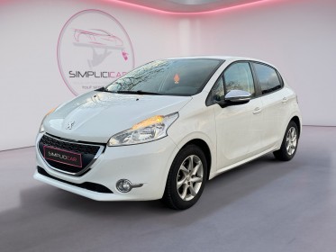 Peugeot 208 style vti 82 ch sieges chauffants/ 5 places/ climatisation occasion simplicicar orgeval  simplicicar simplicibike...