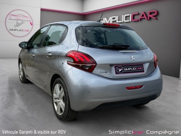 Peugeot 208 bluehdi 100ch ss bvm5 signature occasion simplicicar compiegne simplicicar simplicibike france