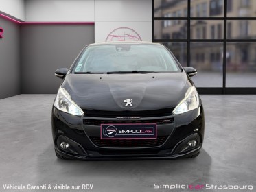 Peugeot 208 1.2 puretech 110ch ss bvm5 gt line toit pano - carplay - siege chauffant - jante 17 - pack noir - camera -...