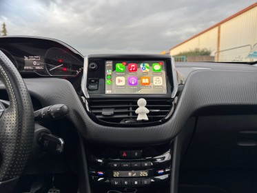 Peugeot 208 1.2 puretech 110ch ss bvm5 gt line toit pano - carplay - siege chauffant - jante 17 - pack noir - camera -...