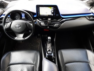 Toyota c-hr hybride 122h graphic full entretien toyota sièges chauffants caméra de recul régulateur adaptatif garantie...