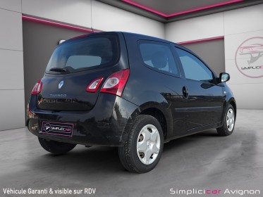 Renault twingo ii 1.2 75ch. life idéal jeune permis ! climatisation / bluetooth appel  média occasion avignon (84)...