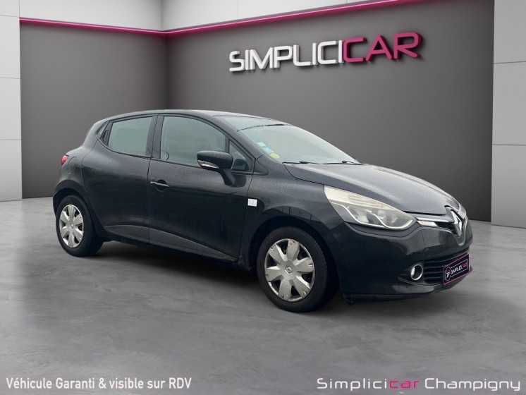 Renault clio iv societe dci 90 eco2 air medianav - 2 places - clim - radio mp3 bluetooth - regul - entretien a jour occasion...