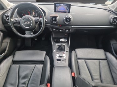 Audi a3 sportback 2.0 tdi 184 ambition luxe sline extérieur boite 6 camera xenon cuir aucun frais a prevoir occasion avignon...