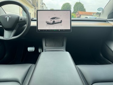 Tesla model 3 autonomie standard plus rwd 1 ère main garantie constructeur 24 mois sièges electriques gps bluetooh occasion...