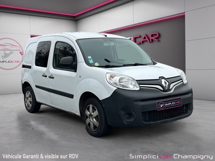 Renault kangoo express 1.5 dci 75 grand confort - ttc 9490 - régulateur - bluetooth - clim - aération cabine occasion...