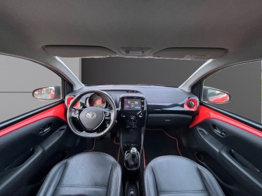 Toyota aygo 1.0 vvt-i stop  start x-cite - interieur full cuir - camera de recul - main libre mp3 - entretien a jour toyota...