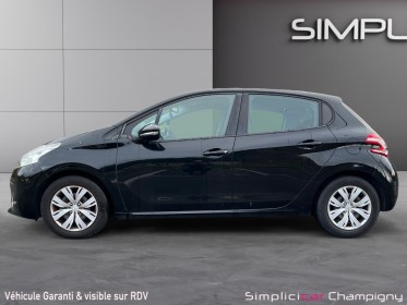 Peugeot 208 business 1.6 e-hdi 92ch bvm5 business - ecran kit main libre bluetooth mp3 - climatisation auto - ideal jeune......