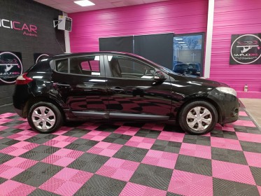 Renault megane iii berline dci 85 eco2 authentique occasion simplicicar amiens  simplicicar simplicibike france