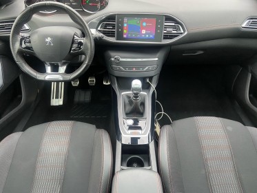 Peugeot 308 130ch ss bvm6 gt line - carplay - camera 360 - line assist - toit pano occasion simplicicar compiegne simplicicar...