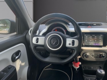 Renault twingo iii sce 65 ch intens apple carplay/clim/aide au stationnement garantie 12 mois occasion simplicicar perpignan ...