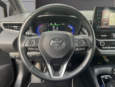 Toyota corolla hybride my21 122h dynamic garantie 12 mois occasion montreuil (porte de vincennes)(75) simplicicar...