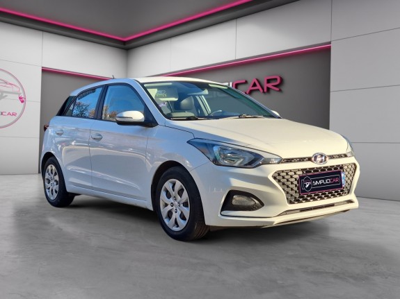 Hyundai i20 1.2 75ch initia occasion  simplicicar nord isere simplicicar simplicibike france