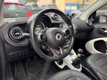 Smart fortwo coupe 90 ch passion - affichage tete haute - carplay - climatisation auto occasion champigny-sur-marne (94)...