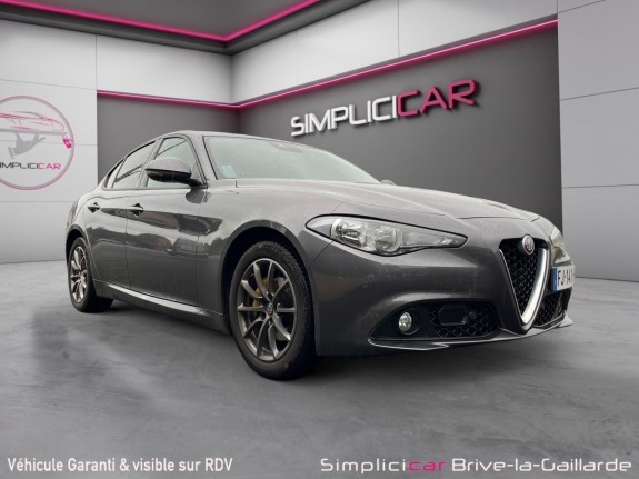 Alfa romeo giulia my19 2.2 136 ch at8 edizione garantie 12 mois occasion simplicicar brive la gaillarde  simplicicar...