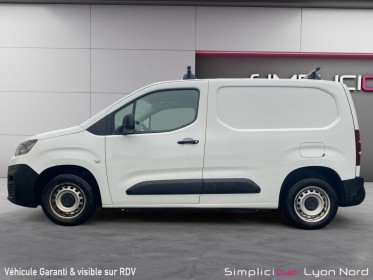 Citroen berlingo taille m bluehdi 100 ss bvm shine occasion simplicicar lyon nord  simplicicar simplicibike france