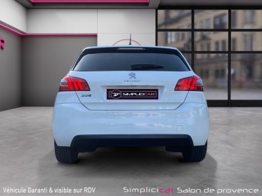 Peugeot 308 ii style / carplay / regulateur / ecran tactile / garantie et financement occasion simplicicar salon de provence...