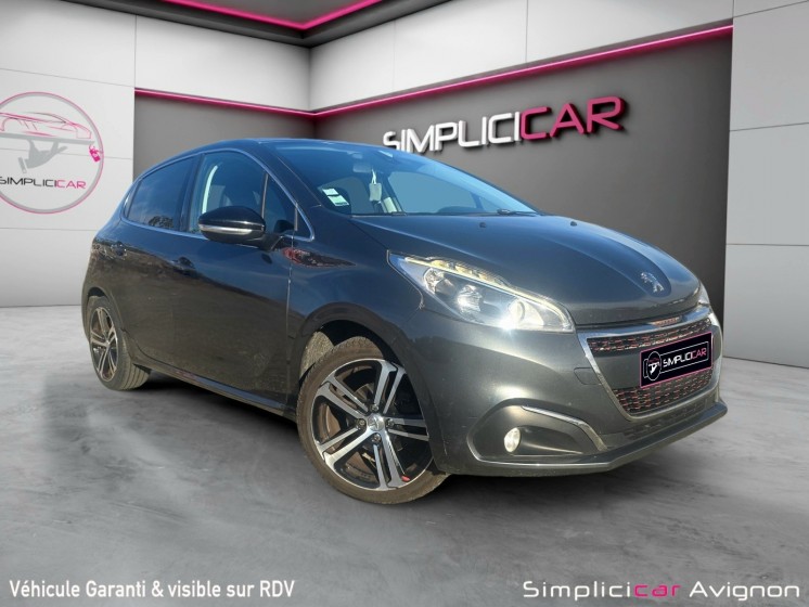 Peugeot 208 1.6 hdi 100ch gt line android auto  apple carplay - suivi d'entretien complet - garantie 12 mois occasion avignon...