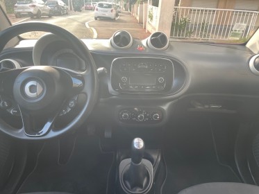 Smart fortwo coupe 1.0 61 ch pure occasion cannes (06) simplicicar simplicibike france