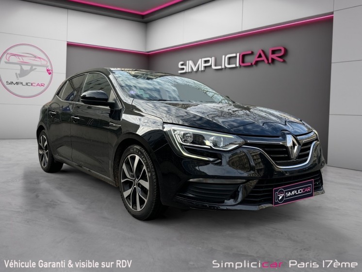 Renault megane iv berline tce 140 edc fap limited occasion paris 17ème (75)(porte maillot) simplicicar simplicibike france