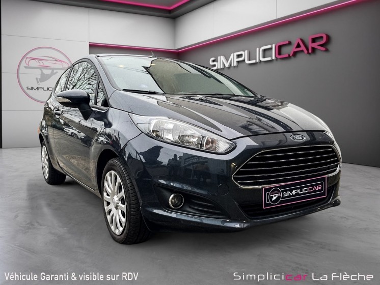 Ford fiesta 1.25 60 ambiente peu de km occasion simplicicar la fleche simplicicar simplicibike france