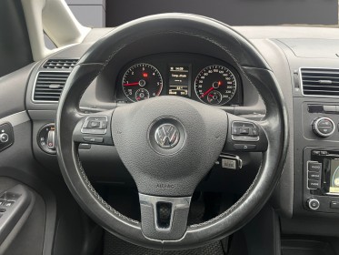 Volkswagen touran 1.6 tdi 105 fap bluemotion life occasion simplicicar lyon nord  simplicicar simplicibike france