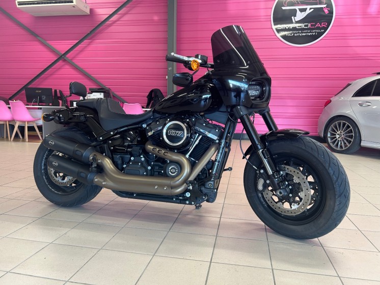 Harley-davidson fat bob 107 1745 cm2 black occasion simplicicar brive la gaillarde  simplicicar simplicibike france