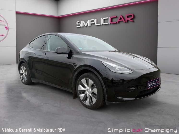 Tesla model y standard rwd - 1 ere main - camera - cuir occasion champigny-sur-marne (94) simplicicar simplicibike france