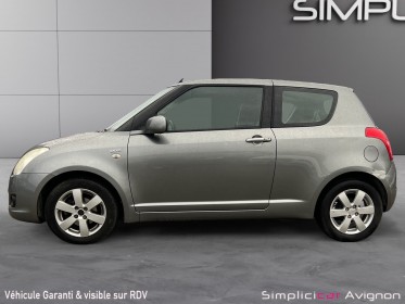 Suzuki swift 1.3 ddis suzuki swift iii 1.3 ddis occasion avignon (84) simplicicar simplicibike france