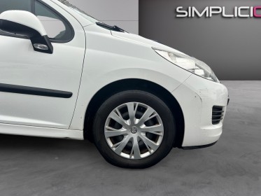 Peugeot 207 affaire 1.4 hdi 70ch - 5 places - premiere main - petit budget occasion simplicicar compiegne simplicicar...